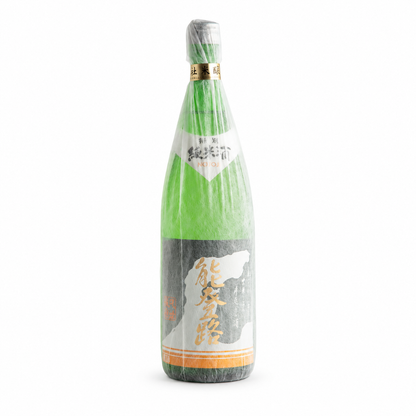 能登路 特別純米酒 1800ml 包み